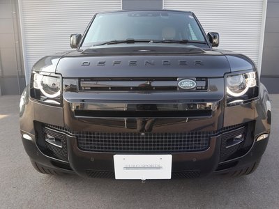 LAND ROVER DEFENDER - 2