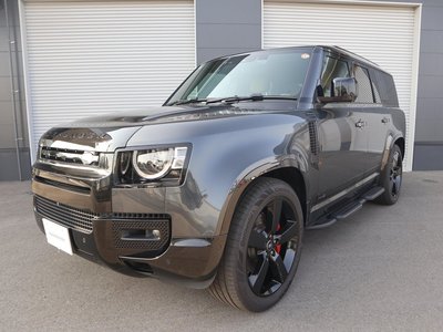 LAND ROVER DEFENDER - 1