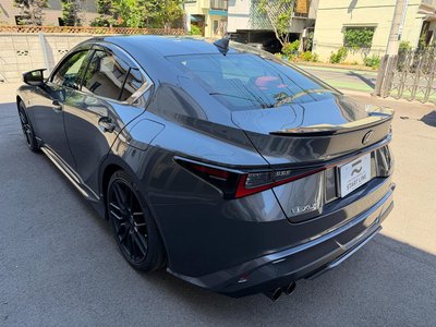 2021 Lexus IS 缩略图 18