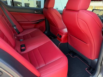 2021 Lexus IS 缩略图 15