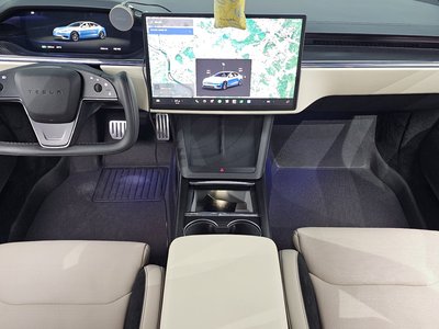 2026 Tesla MODEL S photo 5