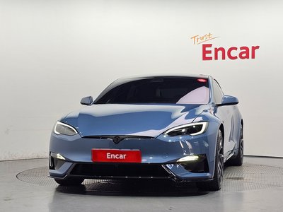 2026 Tesla MODEL S photo 2
