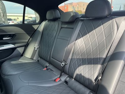 MERCEDES-BENZ E-CLASS - 10