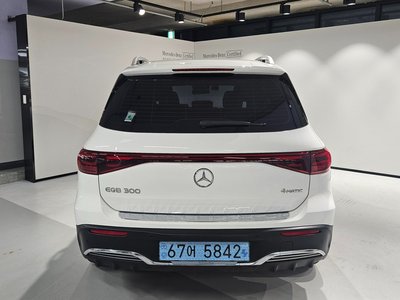 2025 Mercedes-BENZ EQB 照片 4