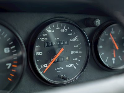 صورة 8 لـ 1992 Porsche 911
