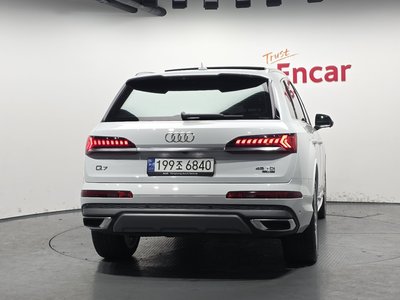 AUDI Q7 - 3