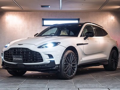 ASTON MARTIN DBX - 1