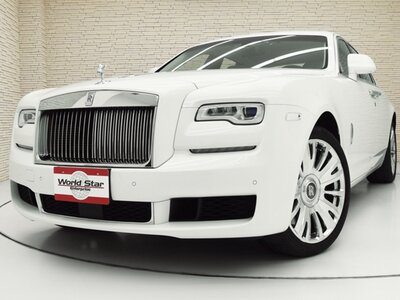 ROLLS-ROYCE GHOST
