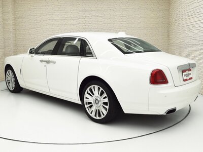 ROLLS-ROYCE GHOST - 2