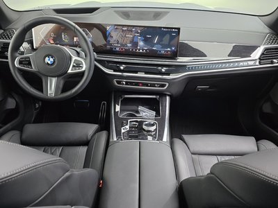 صورة 5 لـ 2026 BMW X5