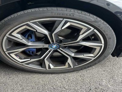 2022 BMW I4 photo 8