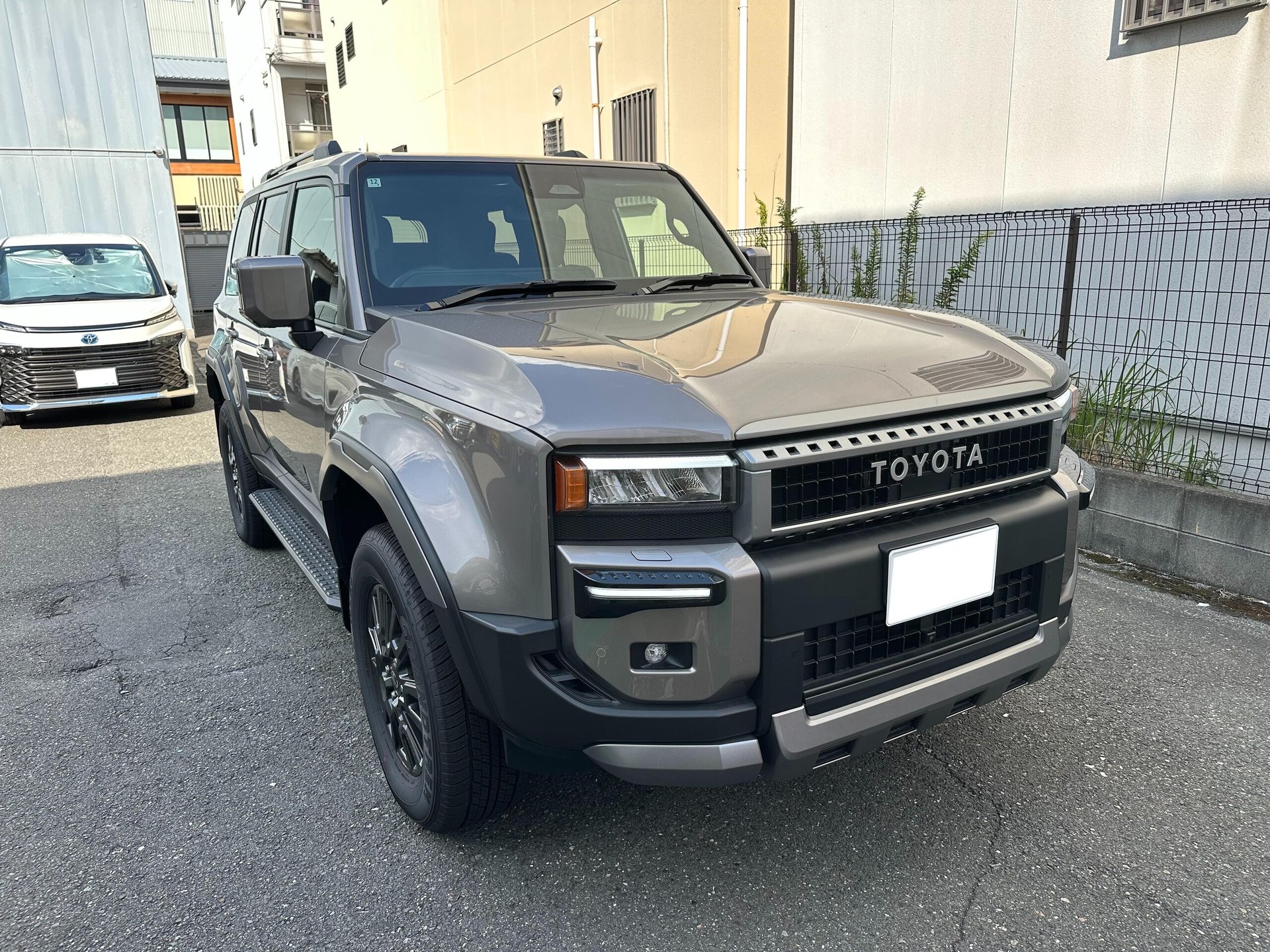 TOYOTA LAND CRUISER 250 - View 1