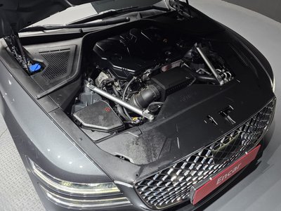 GENESIS G80 (RG3) - 7