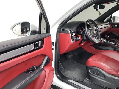 PORSCHE CAYENNE - 10