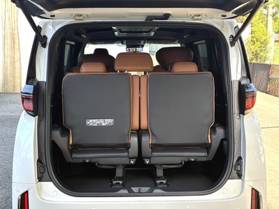 صورة مصغرة 90 لـ 2026 Toyota VELLFIRE