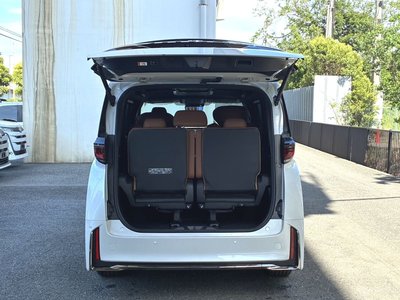 صورة مصغرة 88 لـ 2026 Toyota VELLFIRE