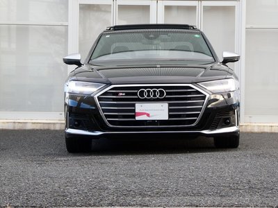 AUDI S8 - 5