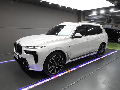 BMW X7 - 1