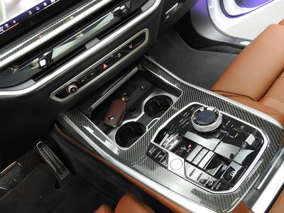 BMW X7 - 9