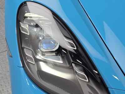 2017 Porsche 718 photo 9