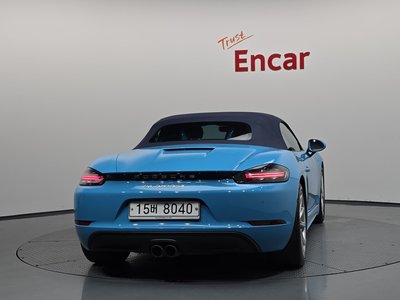 2017 Porsche 718 photo 4