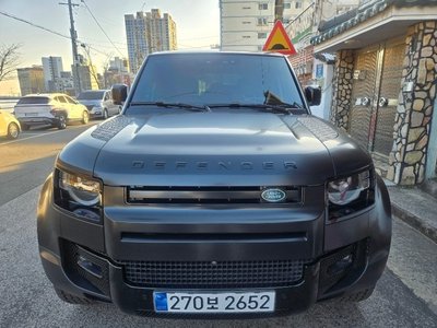 LAND ROVER DEFENDER - 1