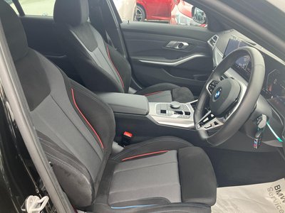 صورة مصغرة 32 لـ 2025 BMW 3 SERIES TOURING