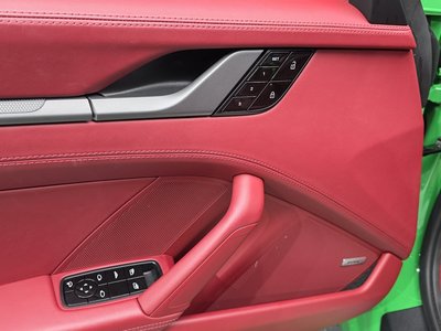 2021 Porsche 911 — миниатюра 18