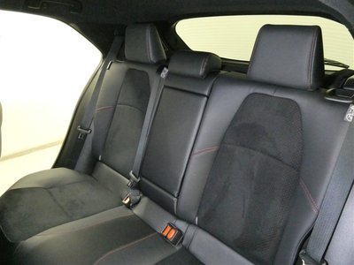 صورة مصغرة 31 لـ 2023 Toyota GR COROLLA