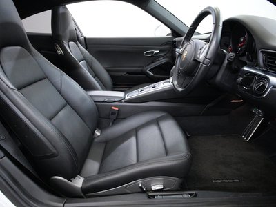 PORSCHE 911 - 9