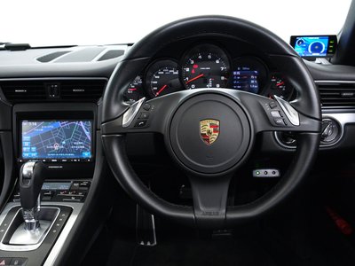 PORSCHE 911 - 7