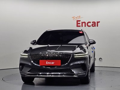 2021 Genesis GV70 photo 2
