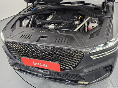 2021 Genesis GV70 photo 7