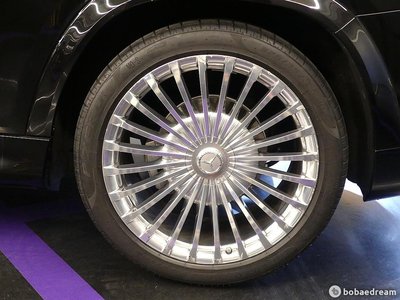 MERCEDES-BENZ GLS-CLASS - 8