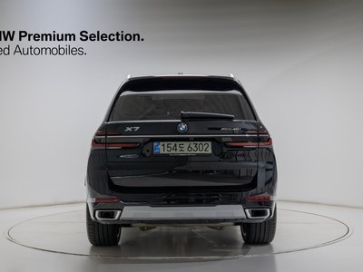 صورة 3 لـ 2025 BMW X7