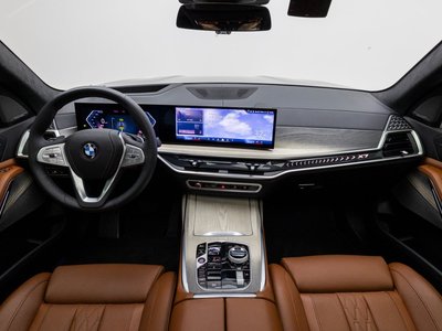 صورة 4 لـ 2025 BMW X7