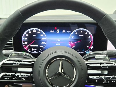 2025 Mercedes-BENZ GLE — фото 8