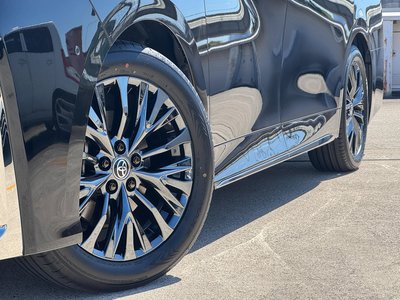 TOYOTA VELLFIRE - 10