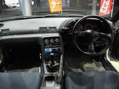 NISSAN SKYLINE GT-R - 6