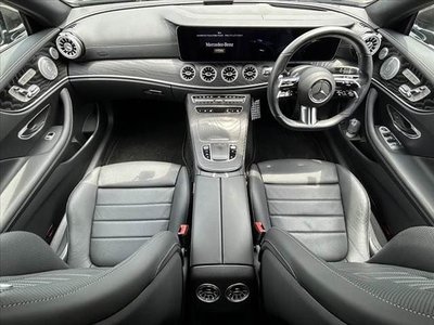 MERCEDES-BENZ E-CLASS - 2
