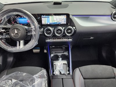 MERCEDES-BENZ GLA - 5