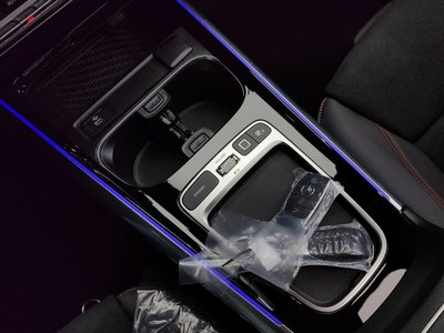 MERCEDES-BENZ GLA - 9