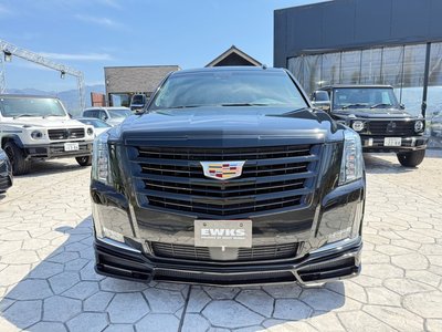 CADILLAC ESCALADE - 8