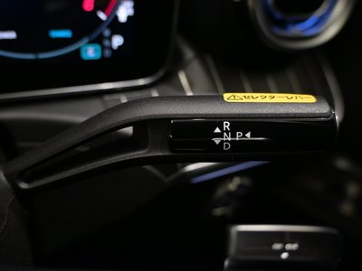 2025 MERCEDES-BENZ C-CLASS — миниатюра 23