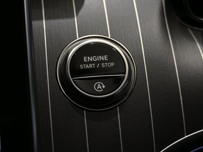 2025 MERCEDES-BENZ C-CLASS — миниатюра 24