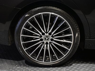 2025 MERCEDES-BENZ C-CLASS — миниатюра 11