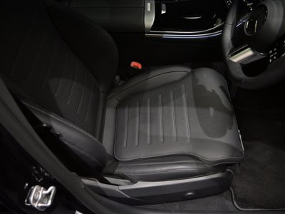 2025 MERCEDES-BENZ C-CLASS — миниатюра 16