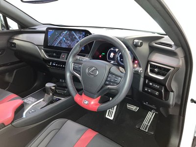 LEXUS UX - 4