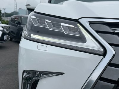 صورة مصغرة 19 لـ 2016 Lexus LX
