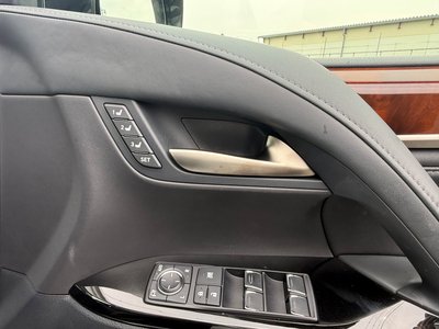 صورة مصغرة 38 لـ 2016 Lexus LX